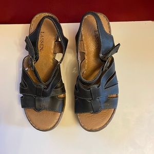 LASSEN, EXCELLENT condition black strapped genuine leather wedge sandals, size 8